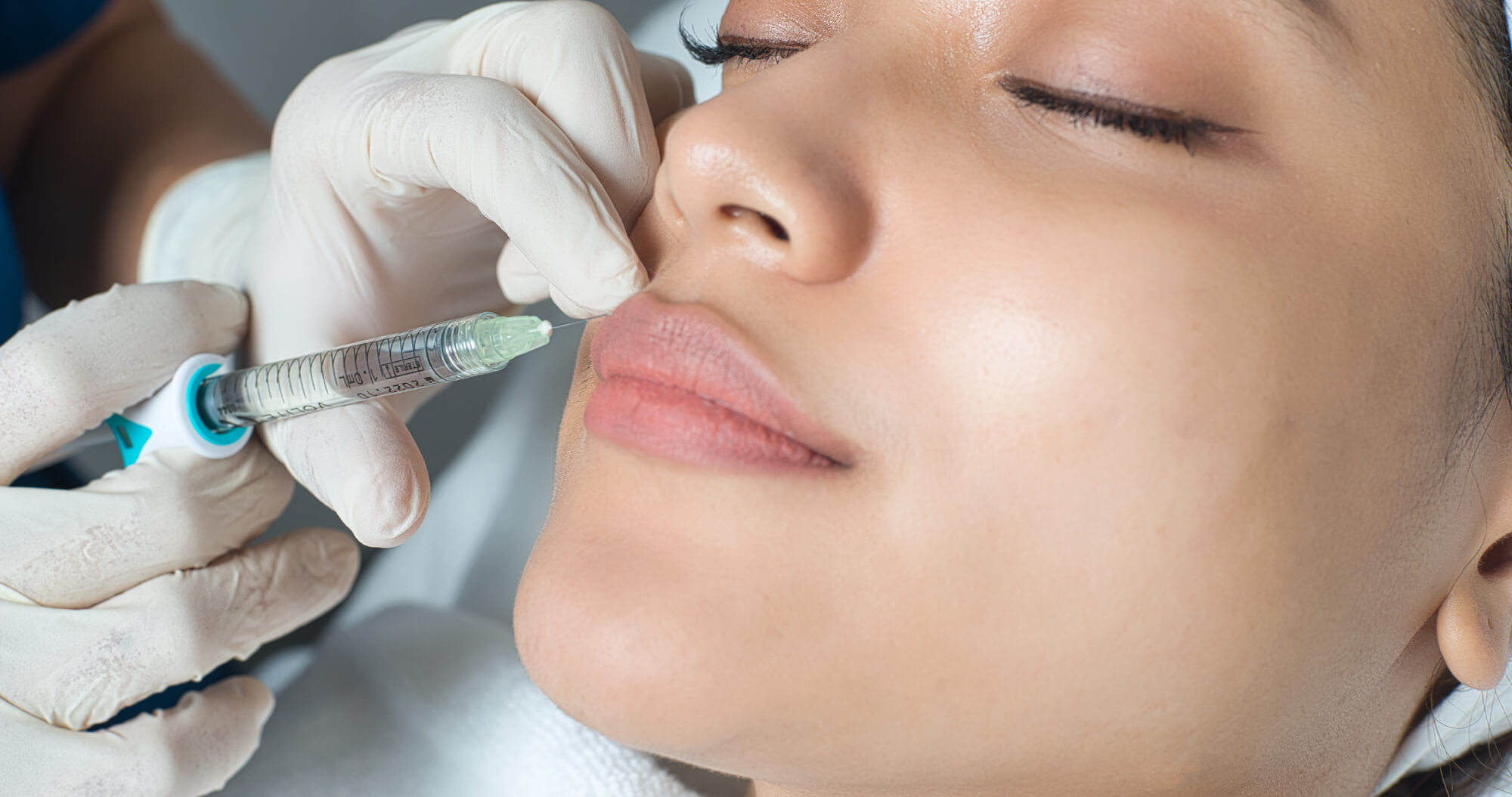 DrAbbyClinic_Devices-Juvederm-filler-pic1-3