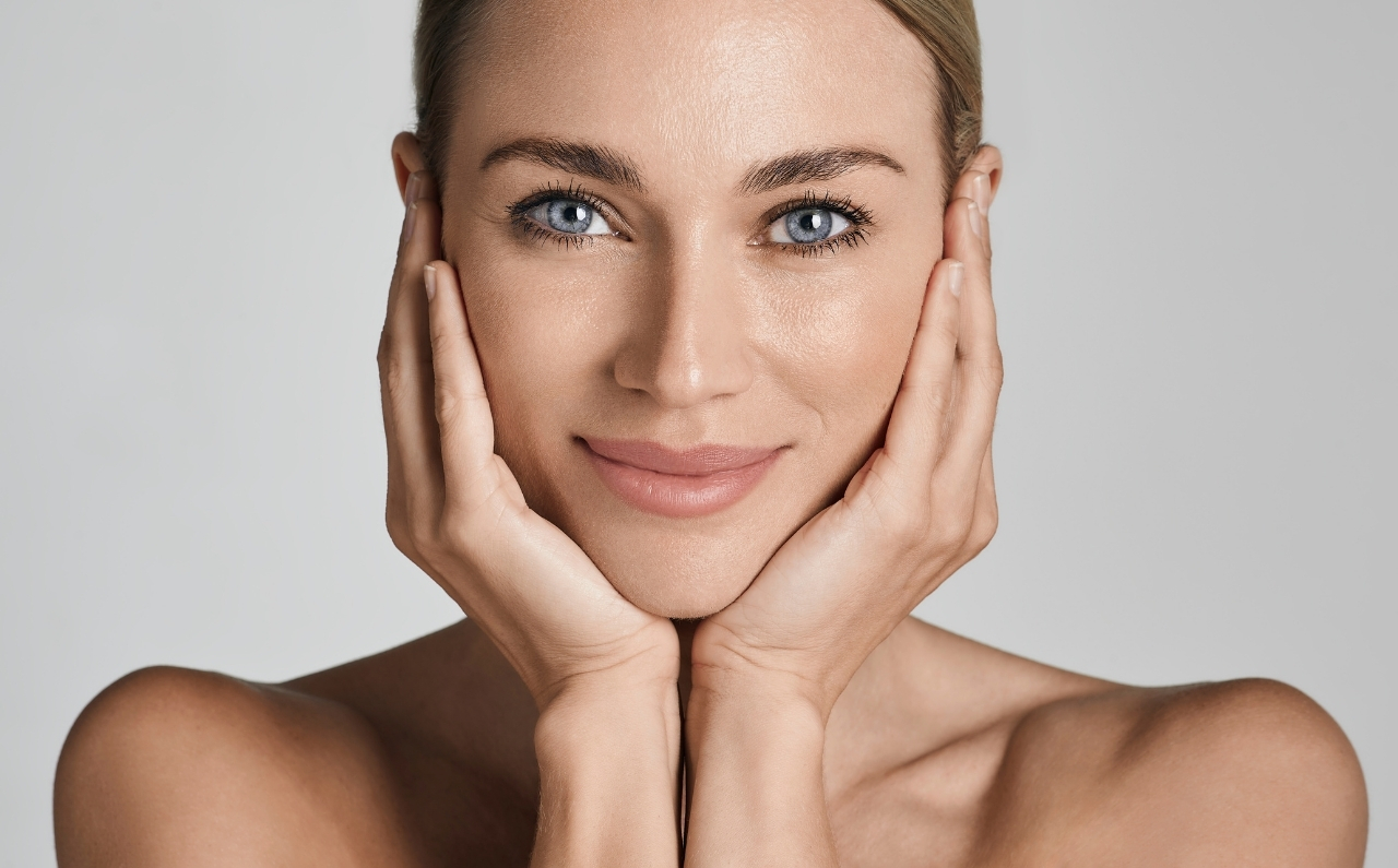 Sculptra provides a comprehensive facial rejuvenation. 